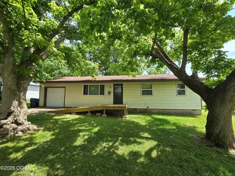 407 N Cass Street Carterville Mo 64835 St, Carterville, MO 64835