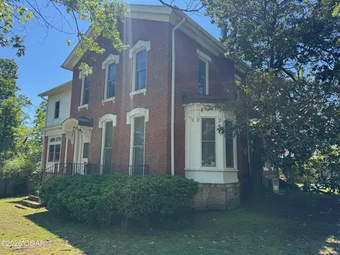 709 E 12th Street Baxter Springs Ks 66713 St, Baxter Springs, KS 66713