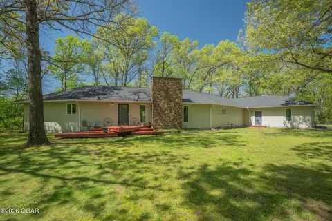 419 County Road 170 Diamond Mo 64840, Diamond, MO 64840