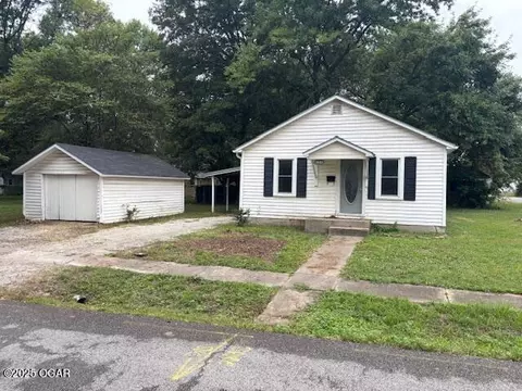 1401 Mill Street Lamar Mo 64759 St, Lamar, MO 64759