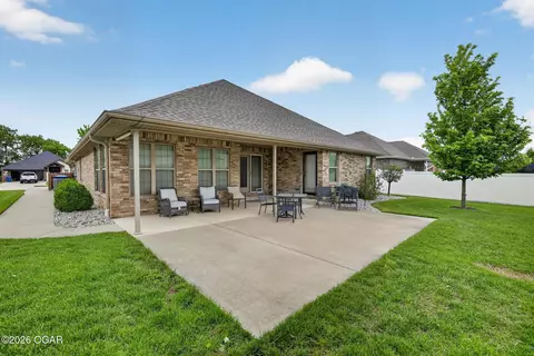1734 Kent Drive Webb City Mo 64870 Dr, Webb City, MO 64870