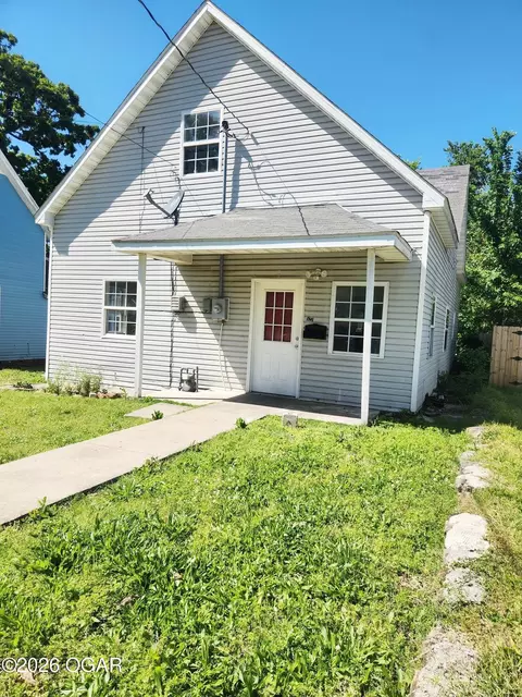 527 Walnut Street Carthage Mo 64836 St, Carthage, MO 64836