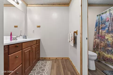 Bath - 13830 E Musket Road Nevada Mo 64772 Rd, Nevada, MO 64772 photo 6 of 6