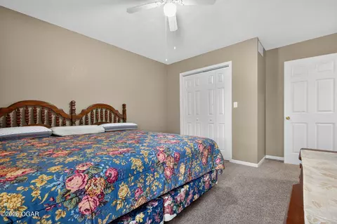 Bedroom - 13830 E Musket Road Nevada Mo 64772 Rd, Nevada, MO 64772 photo 4 of 10