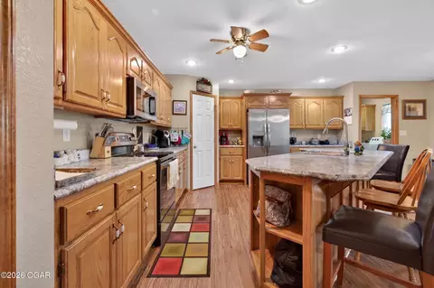 Kitchen - 13830 E Musket Road Nevada Mo 64772 Rd, Nevada, MO 64772 photo 4 of 7
