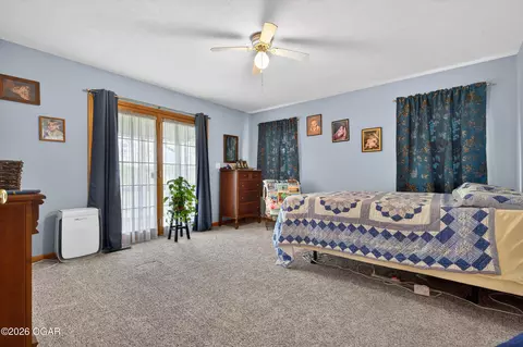 Bedroom - 13830 E Musket Road Nevada Mo 64772 Rd, Nevada, MO 64772 photo 5 of 10