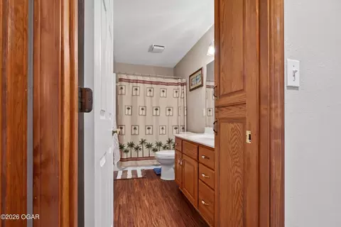 Bath - 13830 E Musket Road Nevada Mo 64772 Rd, Nevada, MO 64772 photo 1 of 6