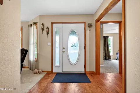 Entry Way - 13830 E Musket Road Nevada Mo 64772 Rd, Nevada, MO 64772 photo 1 of 7