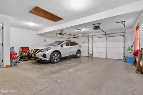Exterior - 13830 E Musket Road Nevada Mo 64772 Rd, Nevada, MO 64772 photo 3 of 12