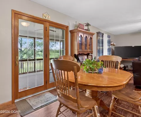 Dining - 13830 E Musket Road Nevada Mo 64772 Rd, Nevada, MO 64772 photo 2 of 2
