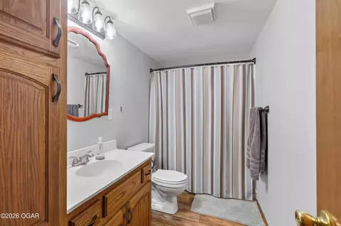 Bath - 6509 County Road 80 Carthage Mo 64836, Carthage, MO 64836 photo 8 of 8