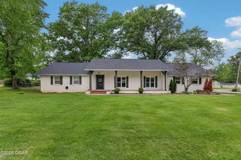 2502 Iron Gates Road Joplin Mo 64804 Rd, Joplin, MO 64804