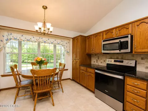 Kitchen - 10415 County Loop 128 Carthage Mo 64836, Carthage, MO 64836 photo 1 of 3