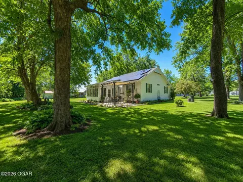 Exterior - 10415 County Loop 128 Carthage Mo 64836, Carthage, MO 64836 photo 5 of 9