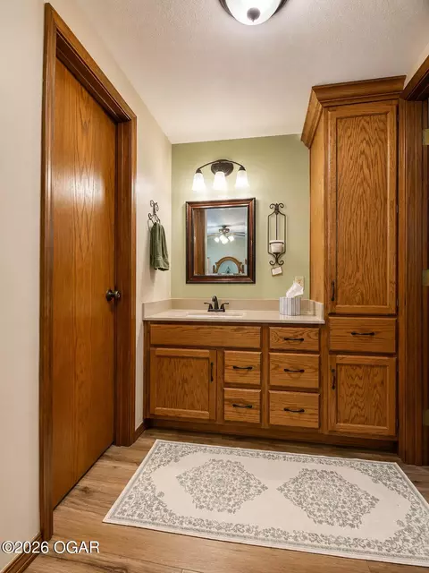 Bath - 10415 County Loop 128 Carthage Mo 64836, Carthage, MO 64836 photo 1 of 3