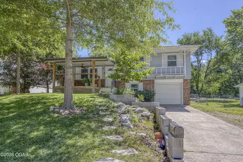 209 Par Avenue Webb City Mo 64870 Ave, Webb City, MO 64870