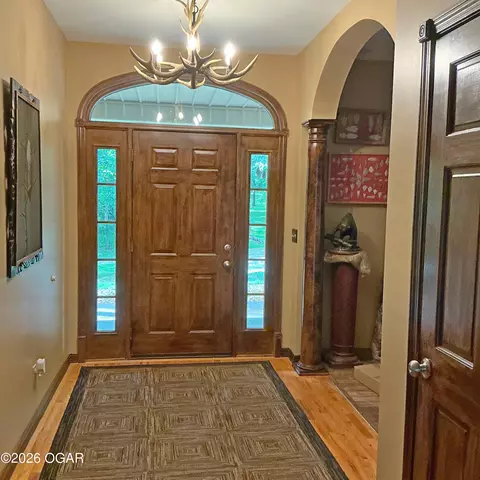 Entry Way - 11217 Eider Lane Carthage Mo 64836 Ln, Carthage, MO 64836 photo 2 of 2