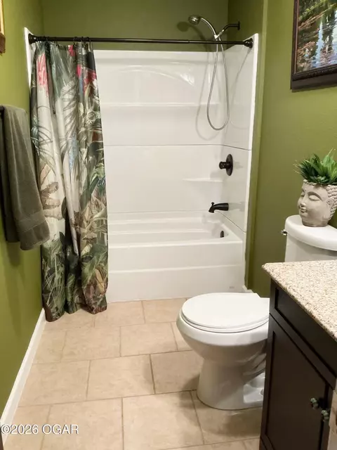 Bath - 11217 Eider Lane Carthage Mo 64836 Ln, Carthage, MO 64836 photo 6 of 7