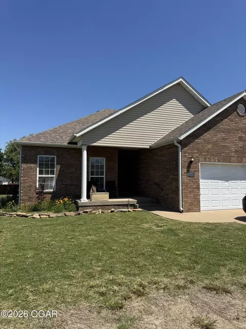1023 Copper Oaks Drive Carl Junction Mo 64834 Dr, Carl Junction, MO 64834