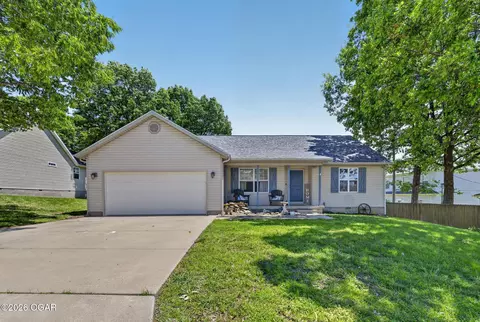 903 N Oregon Drive Carterville Mo 64835 Dr, Carterville, MO 64835