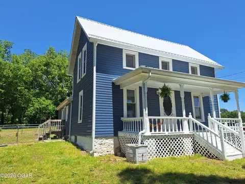 2187 W Oak Street Carthage Mo 64836 St, Carthage, MO 64836