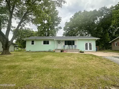 404 Karen Drive Carl Junction Mo 64834 Dr, Carl Junction, MO 64834