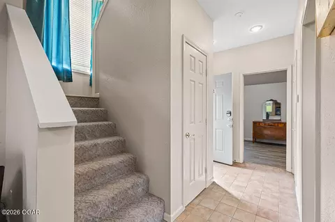 Entry Way - 930 E Primrose Street E1 Springfield Mo 65807 St #E1, Springfield, MO 65807 photo 1 of 1