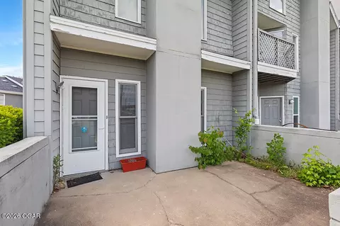 Exterior - 930 E Primrose Street E1 Springfield Mo 65807 St #E1, Springfield, MO 65807 photo 1 of 2