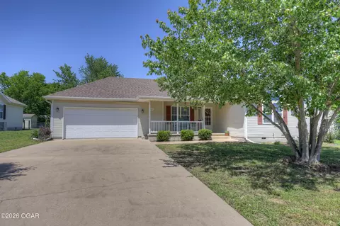 501 W Gault Street Carl Junction Mo 64834 St, Carl Junction, MO 64834