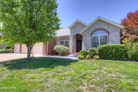 318 Foxfire Court Joplin Mo 64801 Ct, Joplin, MO 64801