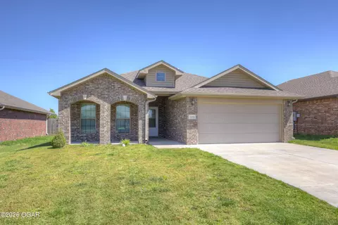 1133 Matthew Circle Webb City Mo 64870 Cir, Webb City, MO 64870