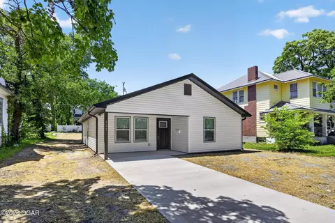 222 N Sergeant Avenue Joplin Mo 64801 Ave, Joplin, MO 64801