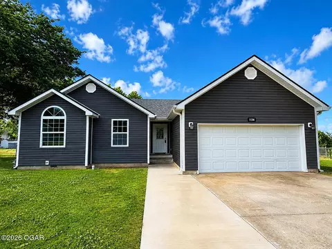1134 Hillside Drive Webb City Mo 64870 Dr, Webb City, MO 64870