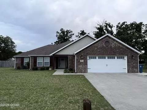 407 Dogwood Trails Lp Carl Junction Mo 64834, Carl Junction, MO 64834