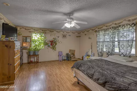 Bedroom - 1345 E Highland Avenue Carthage Mo 64836 Ave, Carthage, MO 64836 photo 4 of 6