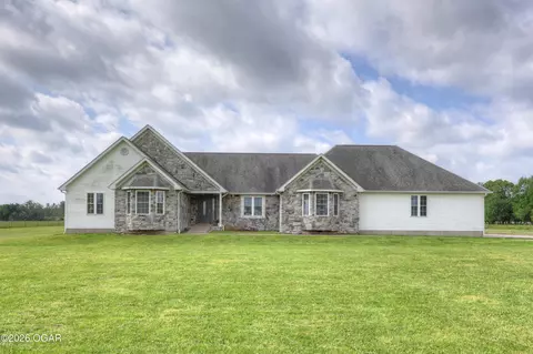 9490 Cedar Road Carthage Mo 64836 Rd, Carthage, MO 64836