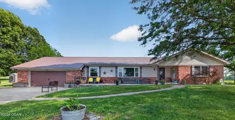 13640 Oak Leaf Lane Carthage Mo 64836 Ln, Carthage, MO 64836