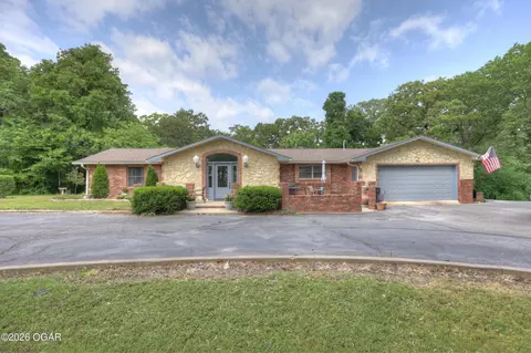 971 S Country Club Road Carthage Mo 64836 Rd, Carthage, MO 64836