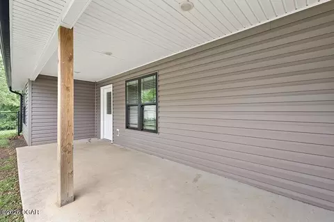 Exterior - 415 E 44th Street Joplin Mo 64804 St, Joplin, MO 64804 photo 5 of 8