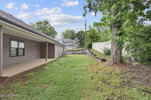 Exterior - 415 E 44th Street Joplin Mo 64804 St, Joplin, MO 64804 photo 3 of 8