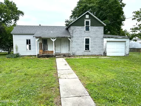 305 Walser Avenue Liberal Mo 64762 Ave, Liberal, MO 64762