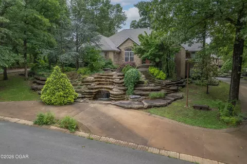 704 Laurel Circle Neosho Mo 64850 Cir, Neosho, MO 64850
