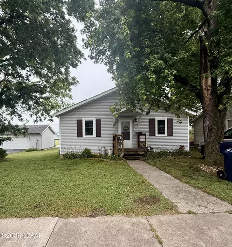 522 S Hall Street Webb City Mo 64870 St, Webb City, MO 64870