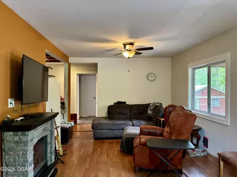 Living - 14265 And 14253 Highway K Seneca Mo 64865, Seneca, MO 64865 photo 1 of 3