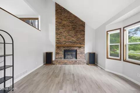 Living - 1297 S Palomino Road Carthage Mo 64836 Rd, Carthage, MO 64836 photo 1 of 3