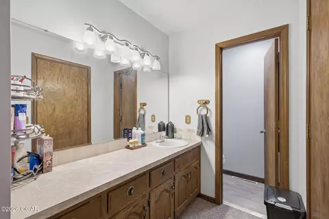 Bath - 1297 S Palomino Road Carthage Mo 64836 Rd, Carthage, MO 64836 photo 1 of 3