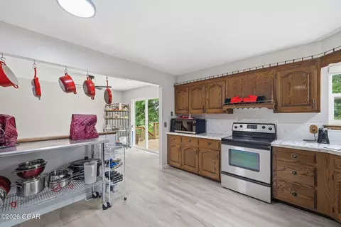 Kitchen - 1297 S Palomino Road Carthage Mo 64836 Rd, Carthage, MO 64836 photo 2 of 3