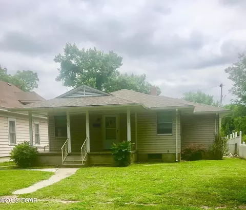 225 N Jackson Avenue Joplin Mo 64801 Ave, Joplin, MO 64801