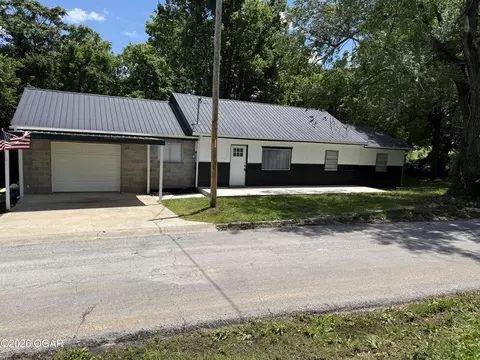 425 N Center Street Granby Mo 64844 St, Granby, MO 64844