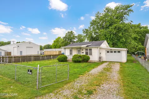 917 S West Avenue Springfield Mo 65802 Ave, Springfield, MO 65802